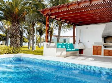 Terreno / Lote · 225ha · 5 Dormitorios · 3 Estacionamientos · Venta de Casa de Playa - Tres Islas Km 70 Id: 2 6 7 1 5