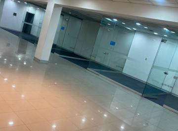Local comercial de 3 habitaciones, Lima · Amplio Local Comercial! Ae