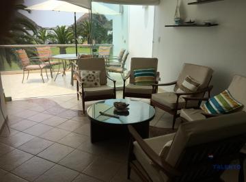 Casa · 210m² · 6 Dormitorios · 2 Estacionamientos · Vendo Casa de Playa en Condominio Farallones