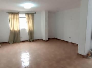 Casa de 8 habitaciones, Lima · Se Vende Casa de 112 m² A. T. y 282 A. C. Para Inversion a Precio de Ocasión