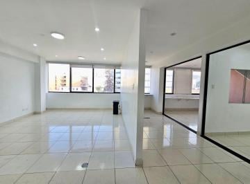 Oficina comercial de 2 habitaciones, Lima · Alquiler de Oficina en Edificio Kenedy – Jesús María