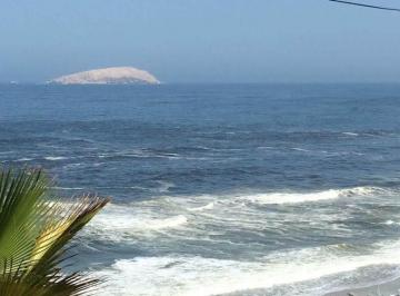 Casa · 200m² · 3 Dormitorios · 4 Estacionamientos · Linda Casa en Playa Los Pulpos_200 m²