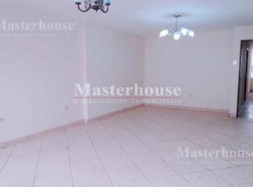 Departamento · 230m² · 5 Dormitorios · 1 Estacionamiento · Departamento - La Molina