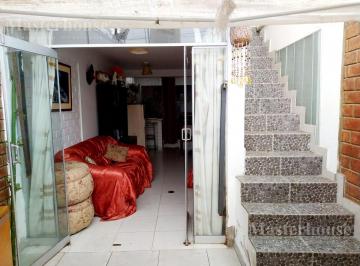 Casa · 58m² · 7 Dormitorios · 2 Estacionamientos · Casa - San Bartolo