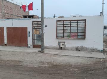 Casa · 238m² · 4 Dormitorios · 1 Estacionamiento · Casa - Punta Negra