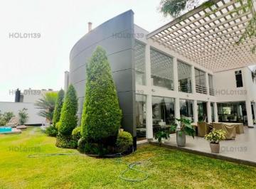 Casa de 5 habitaciones, Lima · Moderna Arquitectura con Sala de Doble Altura
