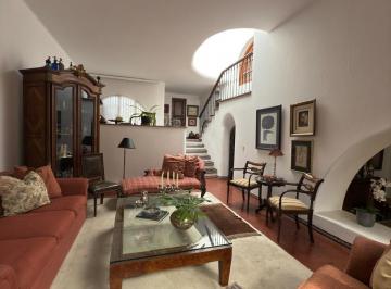 Casa de 4 habitaciones, Lima · Bella Casa, Frente a Parque