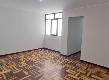 Habitación de 1 habitación, Lima · Alquilo Habitación en 2do Piso en Surco ¡Cerca a La Fap y Plaza de Surco Pueblo!