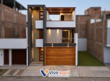 Casa de 5 habitaciones, Trujillo · En Venta Casa de Estreno, Frente a Parque, Urb San Isidro II, Trujillo