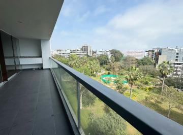 Terraza con vista al parque. · Oportunidad Inversión Frente Parque! Penthouse 4 Dorm. Miraflores en Venta