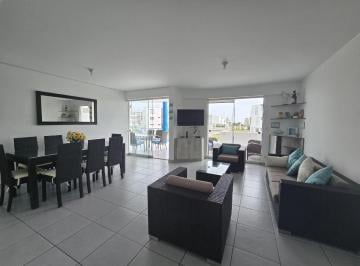 Casa · 150m² · 3 Dormitorios · 1 Estacionamiento · Vendo Casa en Playa Las Terrazas