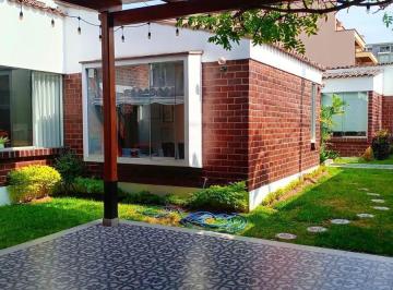 Local comercial · 300ha · 6 Dormitorios · 2 Estacionamientos · Se Alquila Casa Multifuncional Para Vivienda, Concesionarios, Ong, Etc. Surco - Monterrico