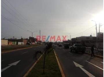Terreno / Lote · 728m² · Alquilo Terreno a 80 m. de Av Juan Pablo y 300 m. de Evitamiento