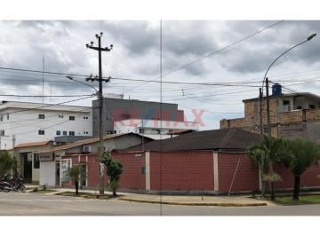Casa · 238m² · 2 Dormitorios · En Venta: Esquina Comercial Espectacular!