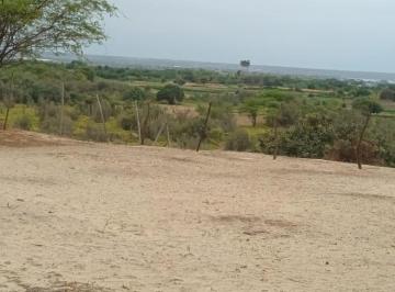 Terreno / Lote · 1726ha · Venta de Terreno de 1726 m² Al Filo de Pista con Vista Al Valle en El Molino - Svi