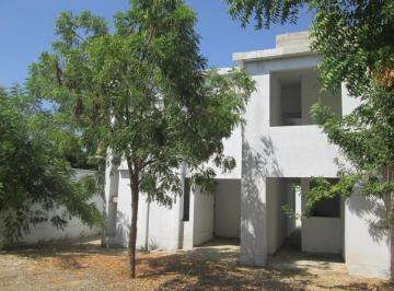 Casa · 207m² · 5 Dormitorios · 1 Estacionamiento · Casa Algarrobo: ¡Tu Hogar Personalizado Te Espera en La Mariposa! - Rpumayalla