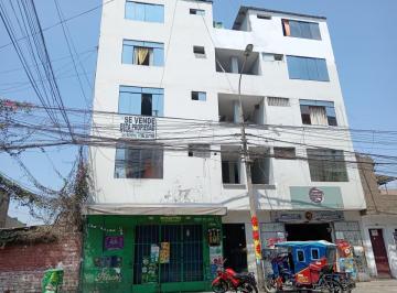 Casa · 425ha · 12 Dormitorios · 1 Estacionamiento · Ocasion Para Invertir! Venta Edificio 5 Pisos en Av Republica del Perú - Comas