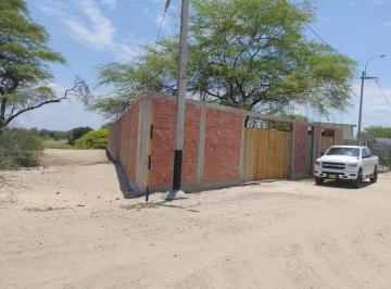 Terreno / Lote · 122ha · Se Vende Terreno de 1219 m² en La Mariposa Encerrado de Material Noble - Fbardales