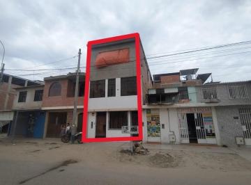 Casa · 75m² · 5 Dormitorios · Venta de Casa Urbanizacion Sol de Piura - Dpeña