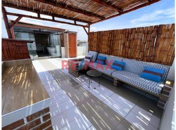 Departamento · 61m² · 3 Dormitorios · ¡Venta de Dúplex Totalmente Amoblado en Huanchaco con Terraza Vista Al Mar!