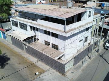 Casa · 568m² · 11 Dormitorios · Casa en Venta Precio de Terreno Jr. Bernal Urb. Bancarios