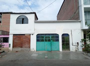 Casa · 150m² · 1 Dormitorio · 1 Estacionamiento · Venta Casa - 200 m² - Umamarca - San Juan Miraflores