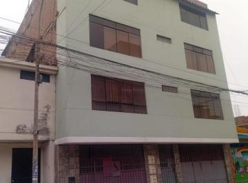 Casa · 720m² · 18 Dormitorios · Edificio en Venta 4 Pisos - Terreno: 200 m² - Construido: 760 m² - Umamarca - Sjm
