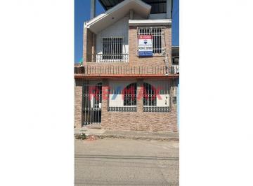 Casa · 304m² · 5 Dormitorios · 1 Estacionamiento · Moderna y Amplia Casa en Venta - Carlos Leigh, sullana¡Lista Para Mudarte! - Frank