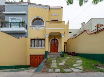 Casa de 3 habitaciones, Lima · Linda Casa en Venta San Isidro