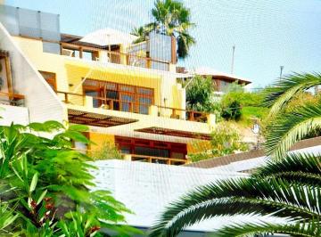 Departamento · 190m² · 2 Dormitorios · 2 Estacionamientos · Departamento en Balneario de Ancon