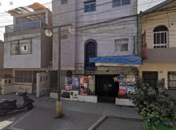 Casa · 222m² · 6 Dormitorios · Se Vende Casa en Quinta de 5 Pisos Totalmente Independiente