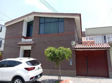Casa de 8 habitaciones, Lima · Ocasion, Excelente Casa en La Capullana