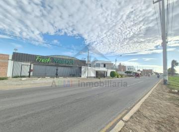 Terreno / Lote , Chiclayo · Venta de Amplio Terreno a Espaldas de La Urb. Los Nogales en Pimentel