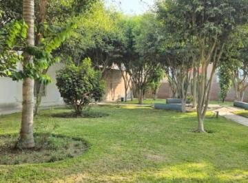 Casa · 212ha · 7 Dormitorios · 2 Estacionamientos · Casa en Venta en La Molina