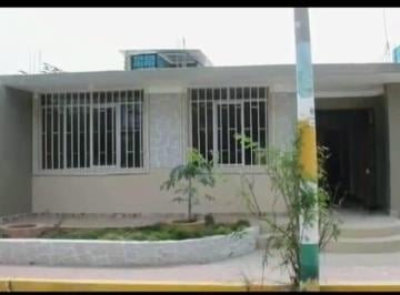 Local comercial · 300ha · 4 Dormitorios · 2 Estacionamientos · Alquilo Local Comercial en La Paza de Armas de Vice Sechura Piura