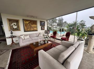 Casa de 4 habitaciones, Lima · Casuarinas, Venta de Ocasion! Venta Residencia 2500 m² en Urb. Casuarinas, Surco