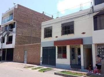 Casa · 240ha · 5 Dormitorios · 1 Estacionamiento · Vendo Linda y Amplia Casa en Los Olivos/ Villa Sol Etapa IV