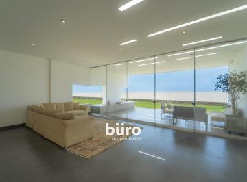 Sala · Linda Casa de Playa en Primera Fila en Cerro Colorado Km 128