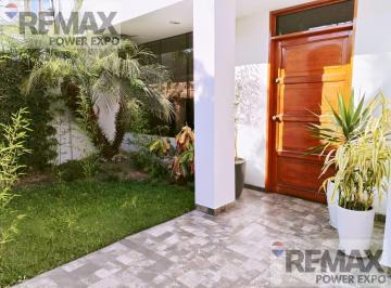Casa · 237m² · 5 Dormitorios · Venta de Casa en Miraflores