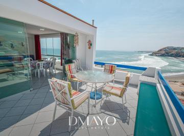 Casa · 324m² · 9 Dormitorios · 3 Estacionamientos · Casa de 3 Pisos en Puerto Fiel Vista Al Mar con Dos Terrazas Km 123 en Venta