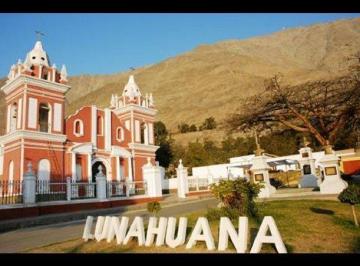 Terreno / Lote , Cañete · Terreno Lunahuna Cerca a La Plaza y El Rio Area Hotelera Sol Todo El Año