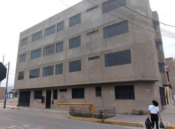Casa · 160ha · 15 Dormitorios · 1 Estacionamiento · Venta de Edificio Casa en Esquina de 4 Pisos en La Zona del Callao Gambeta