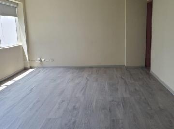 Oficina comercial , Lima · Buena Oficina en Alquiler en Chacarilla