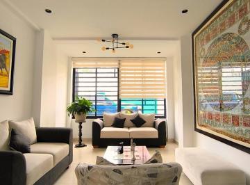 Casa de 5 habitaciones, Lima · Hermosa Casa de Lujo Totalmente Moderna! a un Paso de Chacarilla Surco