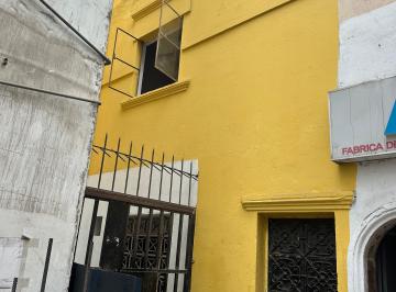 Casa de 3 habitaciones, Lima · Casa en Venta - Jr America – La Victoria