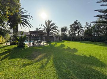 Casa · 3000m² · 6 Dormitorios · 15 Estacionamientos · Vendo Preciosa Casa en Jiron Cerro San Francisco 1, Urbanizacion Las Casuarinas, Surco