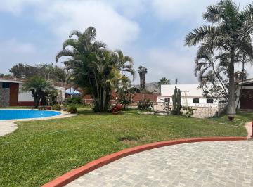 Casa de 5 habitaciones, Lima · Venta de Casa en Los Huertos de Lurin a Una Cuadra de Av Panamericana Sur