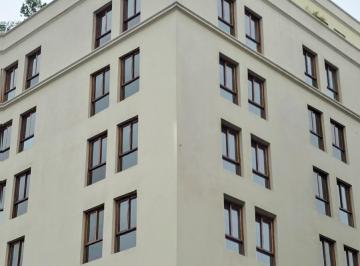 Local comercial , Lima · Hotel, Oficinas Administrativas, Galeria de Tiendas, Frente a Plaza de Armas.