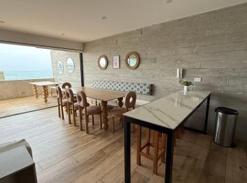 Departamento de 3 habitaciones, Lima · Departamento con Vista Al Mar y Piscina en Señoritas – Punta Hermosa