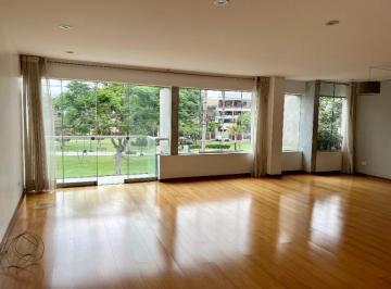 Departamento · 191m² · 3 Dormitorios · 2 Estacionamientos · Venta Dpto. Chacarilla, Surco. Frente a Parque